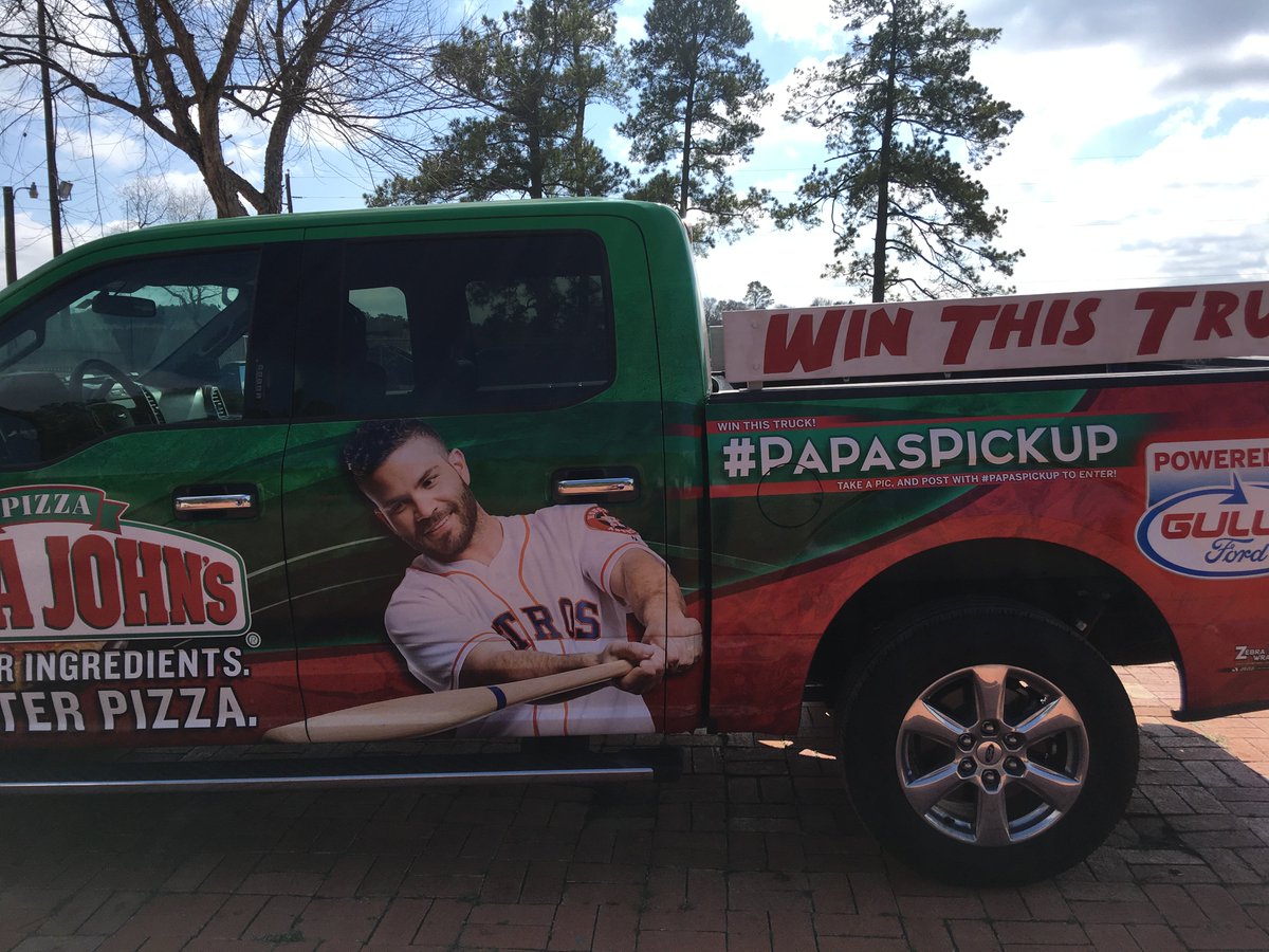 americaav1's tweet photo. Win this truck! Pick me @PapaJohns !
#papaspickup https://t.co/p8EQxx46SI