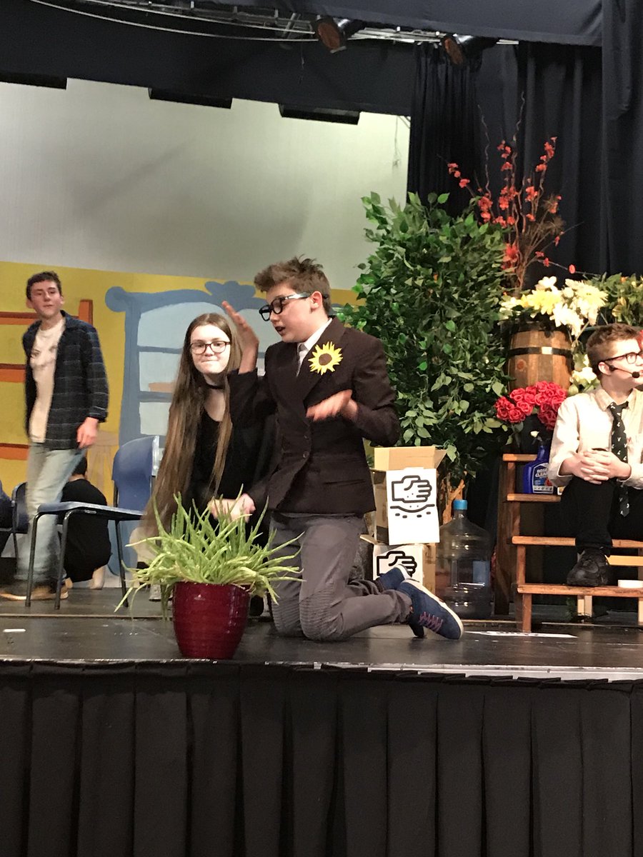 MytonDramaDept's tweet photo. Kids were amazing Saturday! We have a show people 🌵 Tickets still available on parent pay 💐@MytonMusic @MytonSchool https://t.co/CFPJVe1lkJ