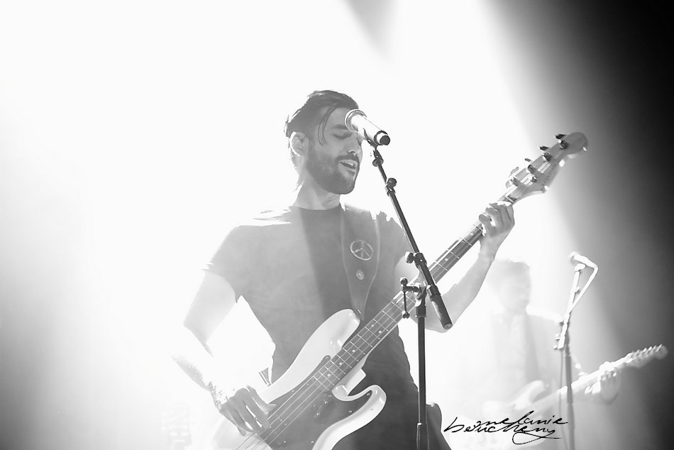 melsailles's tweet image. By mlanie.book.fr | Concert de @florentmotheoff à Andresy ♪♫ | #FlorentMothe #DanserSousLaPluie