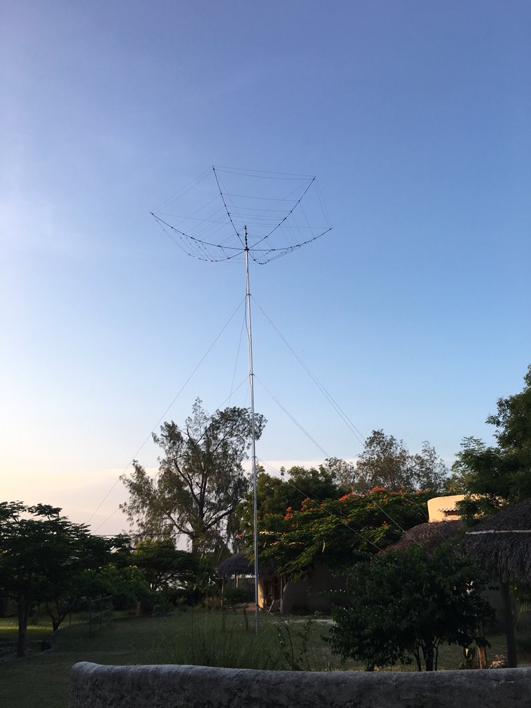 PA5X_HAM's tweet photo. #dxpeditionibo is QRV! #Hexbeam antenna installed on 14.5m HD aluminium #Spiderbeam mast, GP antenna for 40m. Tomorrow remaining antennas. #c8x #c81g #iota #AF061 first few hundred QSO's are in the log! Check #clublog #hamradio #hamr #dx https://t.co/uszDWmBlGz