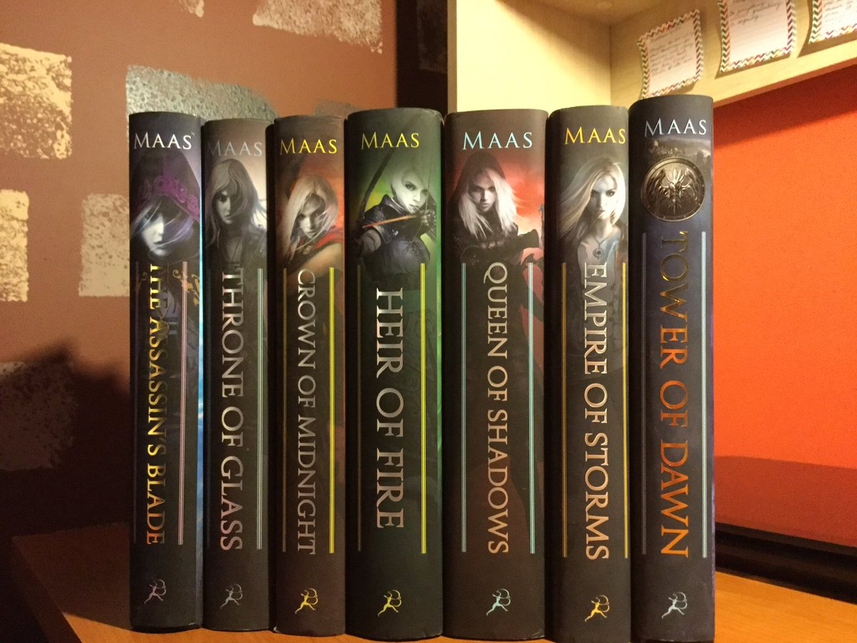 nmkunes's tweet image. I finally own hard copies of all @SJMaas ‘s books! So excited to reread them all and await her next books 📚