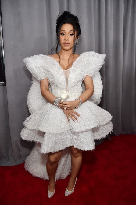 vulture's tweet image. Your complete look at this year's #Grammys red-carpet vult.re/2Ek9U9E