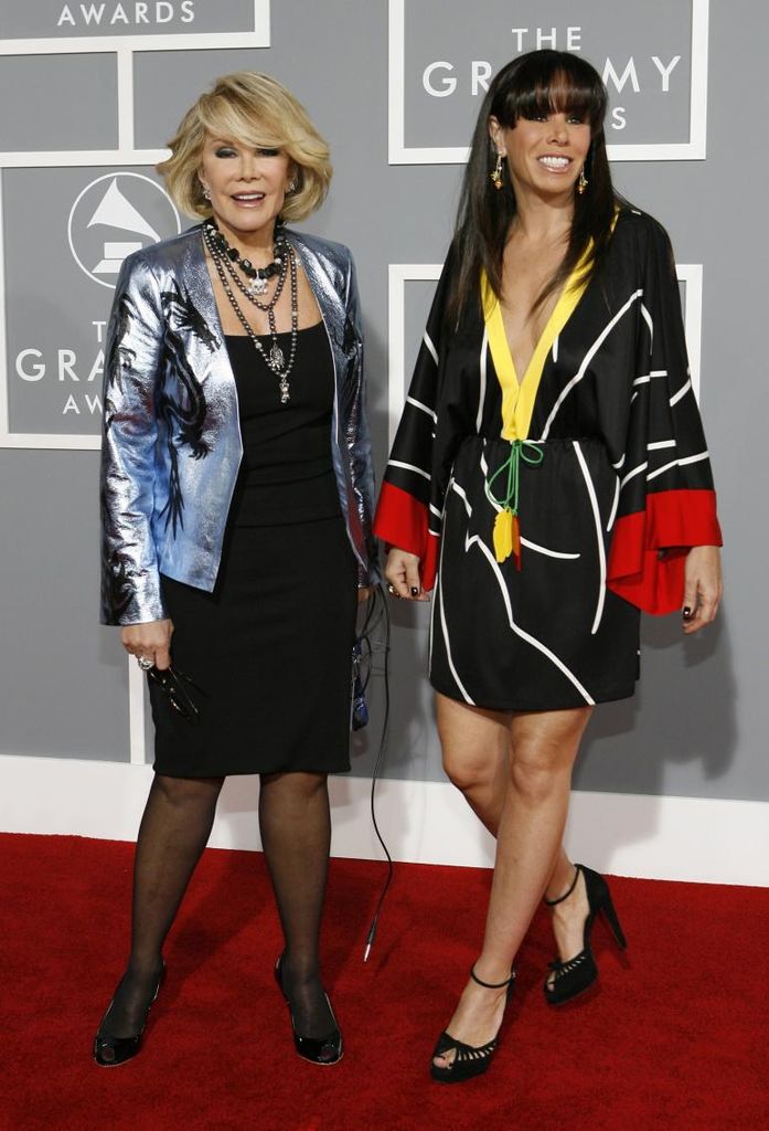 Rivers on Twitter: "Joan and Melissa on the Grammy Red 2007. #JoanRivers #GrammyAwards https://t.co/FGr2rhDcC5" /