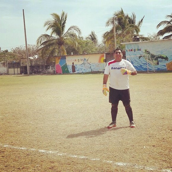 ramirezgaytanmx's tweet image. Si quieres triunfar, no te quedes mirando la escalera. Empieza a subir, escalón por escalón, hasta que llegues arriba. #DebemosIntentarlo #PolarFIT #futbol #ForjandoHistoria