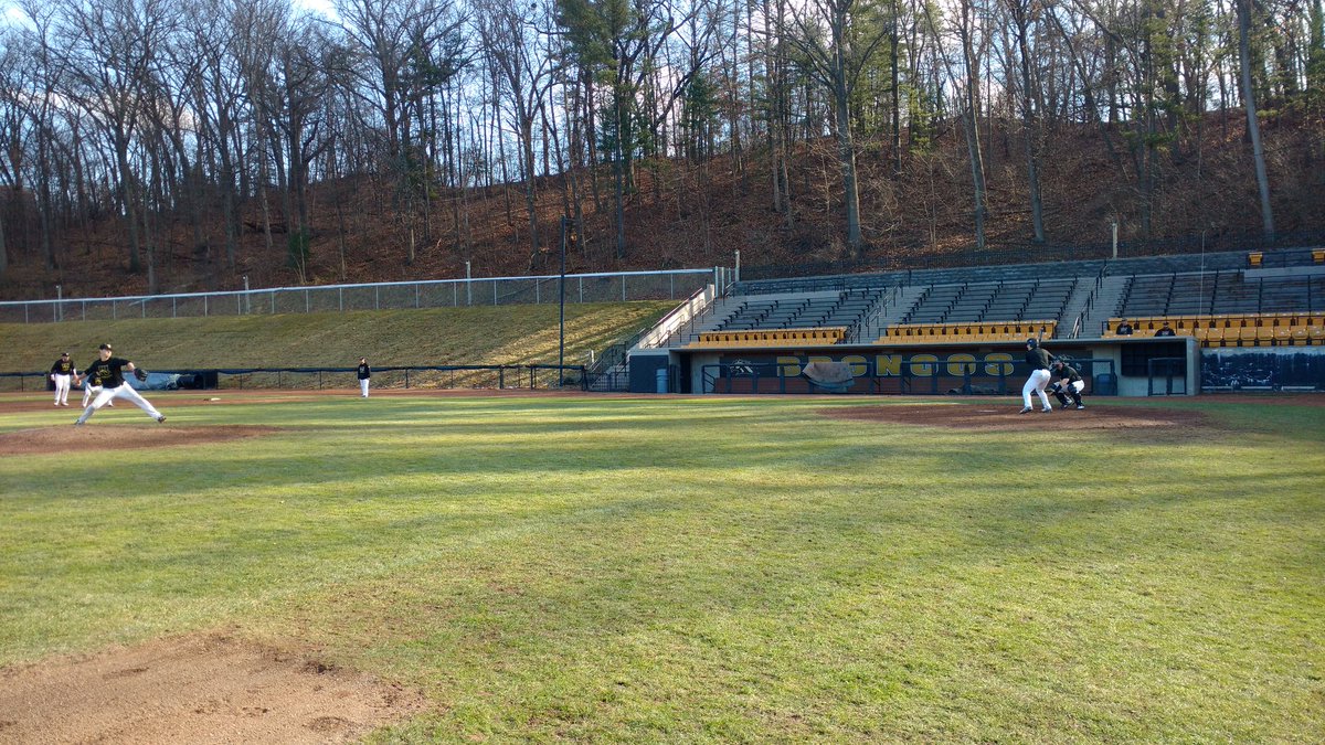 WMUBaseball's tweet photo. Another great day outside preparing for the season opener at HBU on February 16th! https://t.co/LC9ilfP1P5