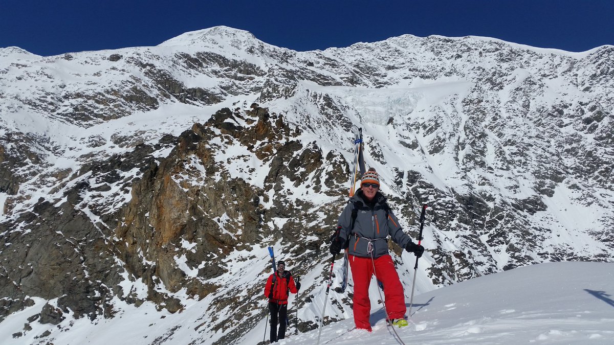 guidespacekilly's tweet image. Les conditions étaient excellentes en cette brillante journée dans les montagnes de la Vanoise. Au cas où vous ne le sauriez pas, le beau massif montagneux dans lequel se trouvent Val d&apos;Isère et Tignes, c&apos;est justement la Vanoise éternelle. 😊☺😊