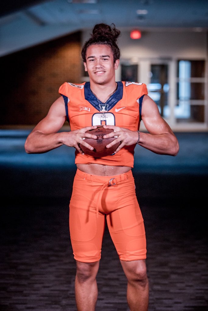 Sydbrown___'s tweet photo. Glad to be home for the weekend!🔶🔷#illini https://t.co/N00wstPCpD