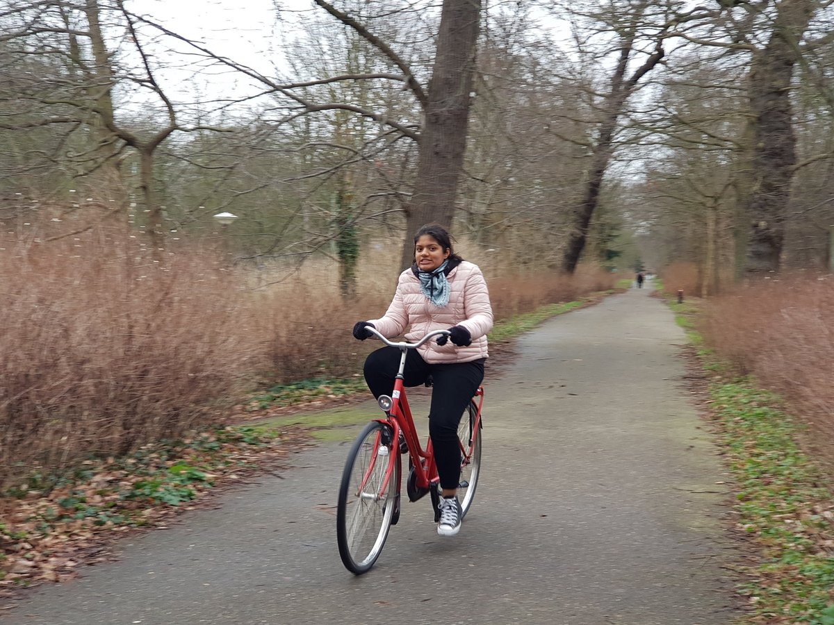 Devina43704434's tweet photo. Exploring the historical and cultural city Den Haag using sustainable means of transport #ISTmun18 https://t.co/coW4nbyJun