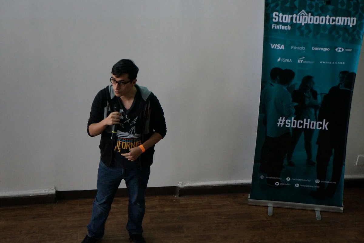 sbcFinTech's tweet photo. They are QCash and aim to replace the use of cash in P2P transactions through smart contracts, using #blockchain and #machinelearning #sbcHack #sbcfintechmx https://t.co/tirCCFRKPE