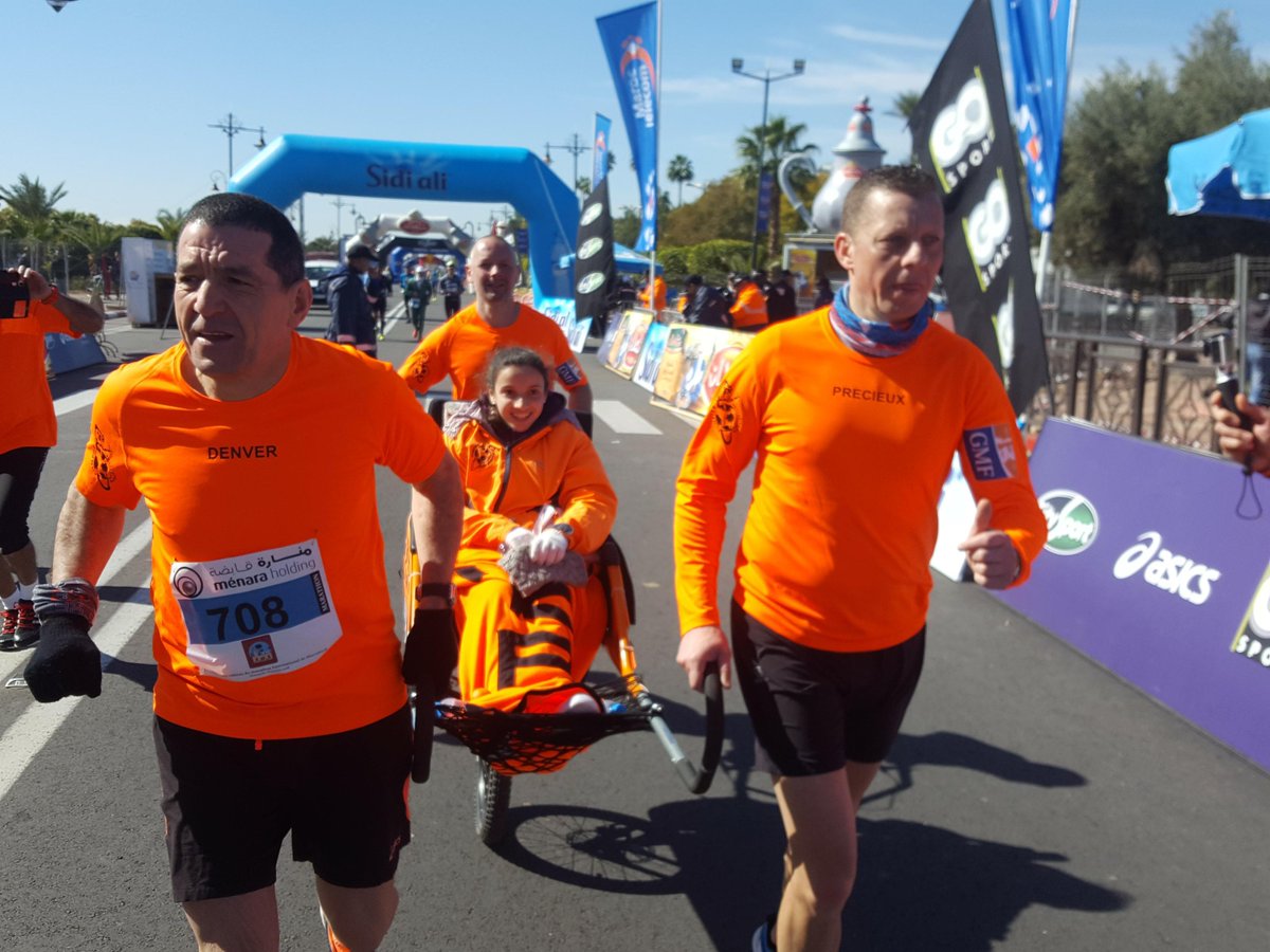 PRAventure's tweet photo. Manelle et les PRA ont franchi la ligne d'arrivée du #Marathon de #Marrakech 🇲🇦. Suivez son aventure 👉https://t.co/iwyYynoI7a 😀
@SamuelEtienne https://t.co/Mxg9c6HZzG