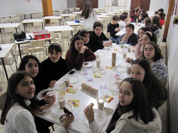 Hijas de Cristo Rey tweet media
