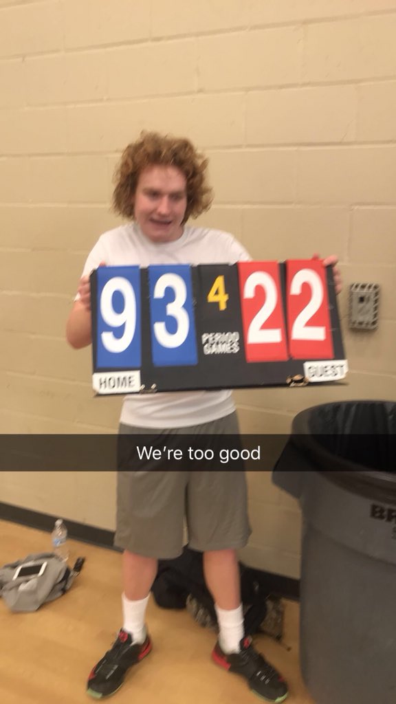 OfficialPopecyo's tweet photo. @mitch_wit_money 😴😴 https://t.co/e1HxX6yK7H