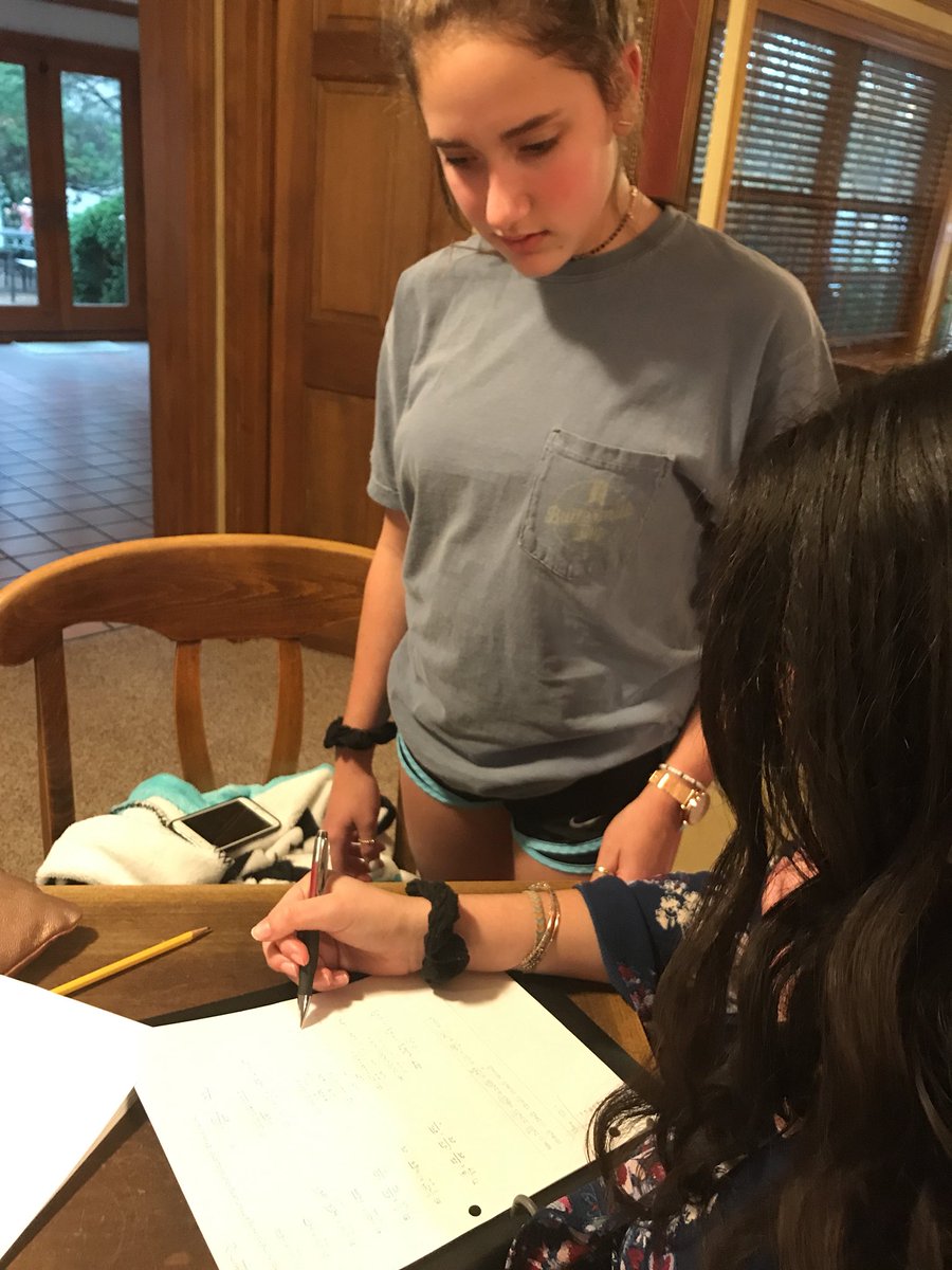 CSRSganit's tweet photo. New MIT Mom already putting in work with the MITS #geometryhelp https://t.co/CYT5PSaFx0