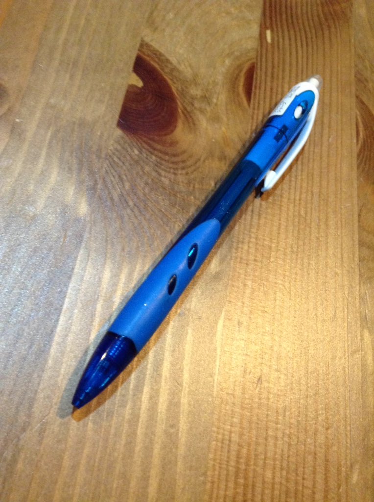 100円にしては書きやすいよな