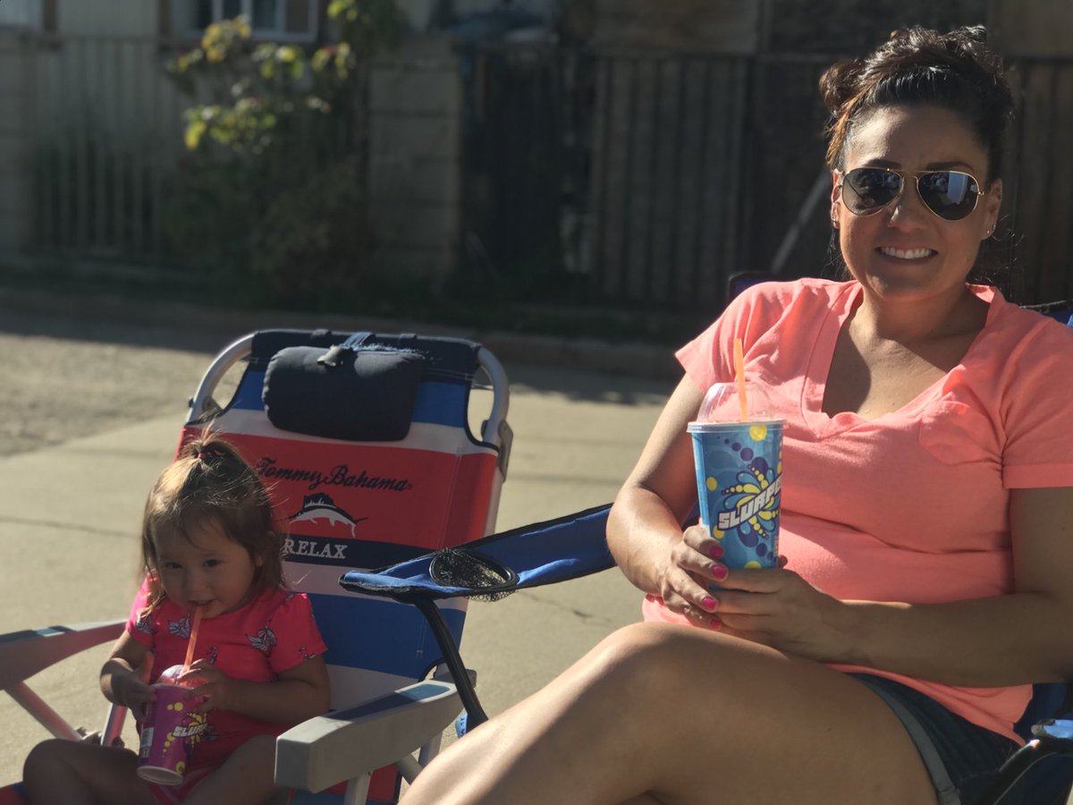 VCWalk17's tweet photo. Is it summer? No itโs January! #slurpeetime https://t.co/YdeXMYFChH