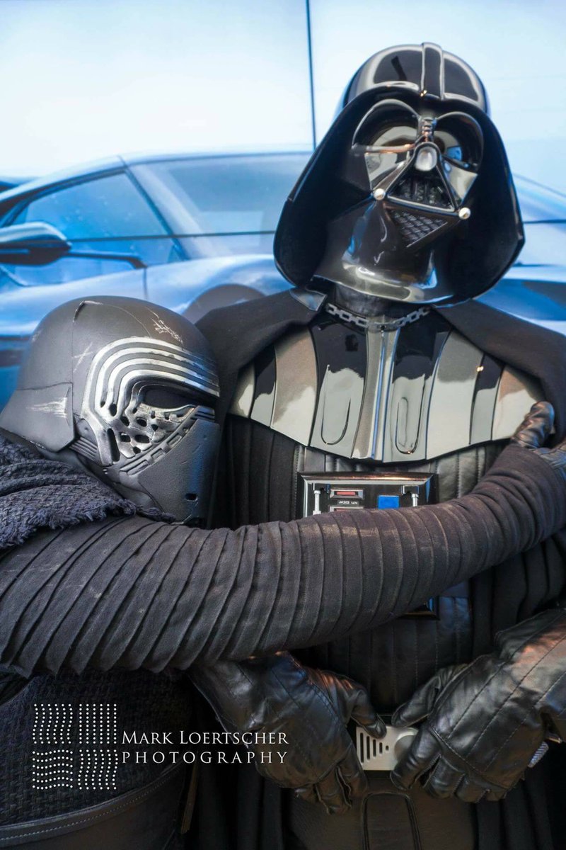 When you get to meet your hero.
DS-84058 can hardly contain his excitement when meeting SL-24445.

Photo Cred: <a href="/Ectogammot/">Mark Loertscher</a> 
#501st #family #starwars <a href="/501stLegion/">501st Legion</a>