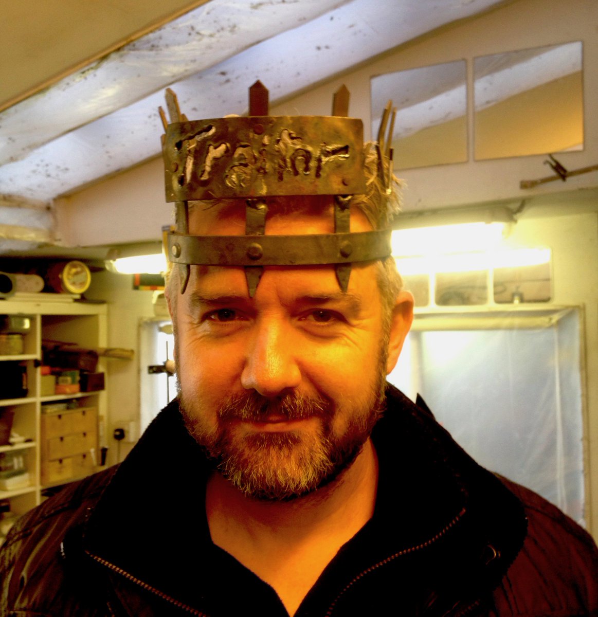 james1ofscots's tweet photo. Carter Fergusson director of James I King of Scotland. The most incredible and talented director you could possibly wish to work with. AN EXTRAORDINARY GUY. I am not worthy. @fight_director @simonweir1, #Perth #mystery #scary #GameOfThrones #Outlander #pkht #VisitScotland https://t.co/OgG5ijfrV1
