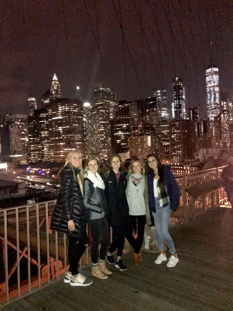 Musselman16's tweet photo. New York 🏙✔️ https://t.co/PWGmtl5mgW