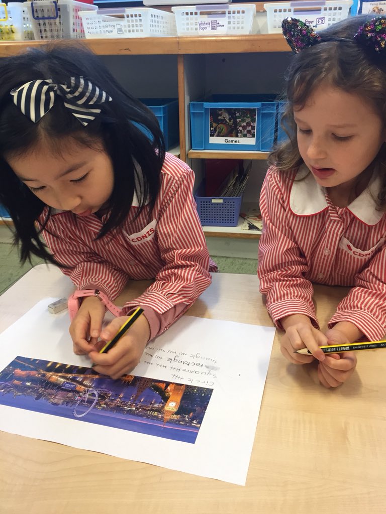 misslaurencdnis's tweet photo. Being observers, explorers and mathematics. Finding shapes in city skylines. #cdnisls #grade1explorers https://t.co/2Q89xfXjM3