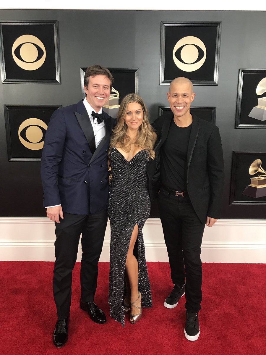 Vladimir Duthiers On Twitter From The Redcarpet At The Grammys Cbs Newsers Were Out In Full Force Check Out Cbsthismorning S Gayleking Norahodonnell Daughter Her Grace Cbseveningnews Jeffglor And Wife Nicole