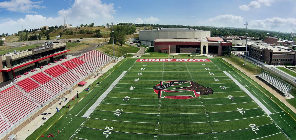 latrell_mcc's tweet photo. Happy to announce that I will be continuing to play football at Minot State University #gobeavers https://t.co/IlEoC2wwxO