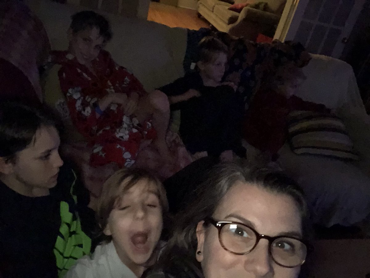 k80red's tweet photo. #laughing our heads off watching #ellensgameofgames ... this is good, clean #familyfun !!! #momlife #winetime #EllenDeGeneres https://t.co/zSdoKsoGqY