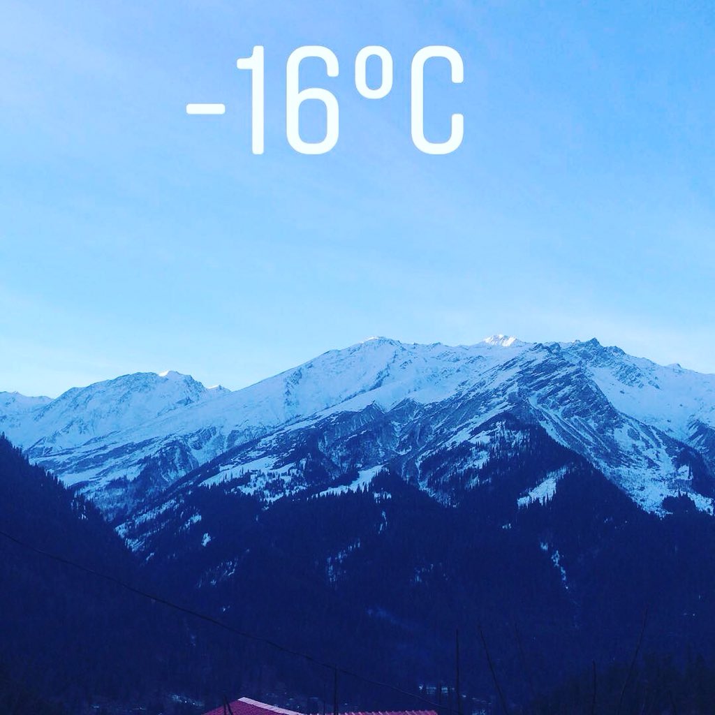 harishmoyal's tweet photo. -16 Degree at Kutla #socold❄ #himachalpradeshdiaries #weatherathimachal #frozen #frozencold #traveller #travel #music #hm @hptdc @Ishisays @poojabedi05 @harishmoyal https://t.co/e5z1ZD7UIn
