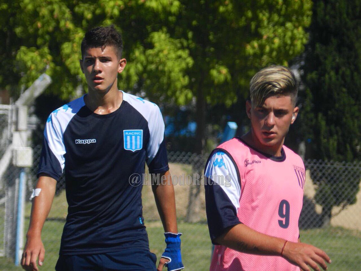 TurquitoGarcia7's tweet photo. Mañana se empieza de nuevo la semana⚽️💪🏻🙏🏼 https://t.co/yQeSANbV6D