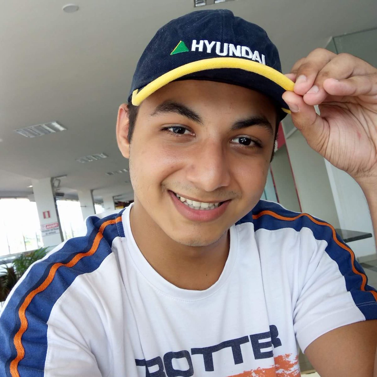 FabioBrito017's tweet photo. Oi https://t.co/Ojoxp65Zxs