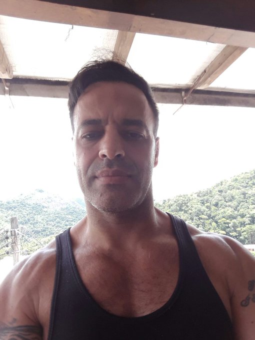 Boa semana a todos. https://t.co/dVZYwCZBVn<a href="/tag/pornbr"class="tags"><span>#pornbr</span></a>