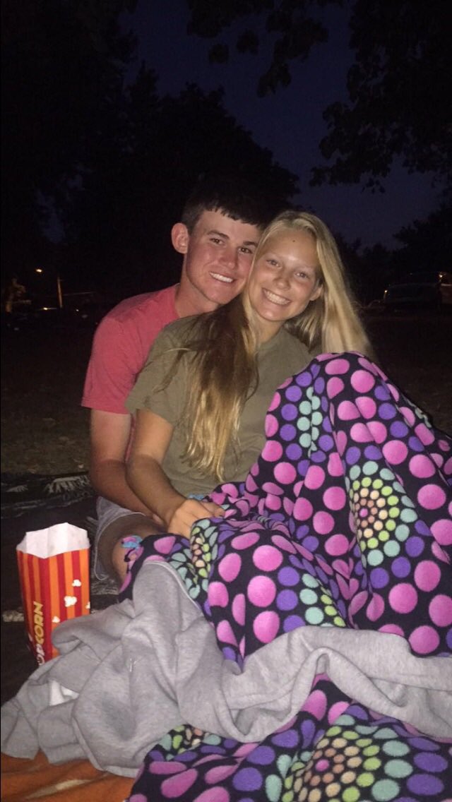 uijoey19's tweet photo. I know this is a little late but thanks for always putting up with my weirdness and thank you for all the fun and crazy dates. You are the prettiest, smartest, and funniest girl I know. Oh yeah and happy birthday! Thanks for spending your day with me. 😘 https://t.co/fa3VuAjMgZ