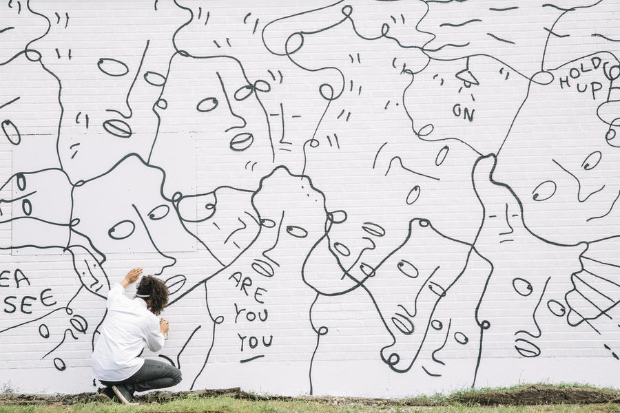 BCWYSK's tweet photo. @ShantellMartin is a @BCWYSK. She is a British visual artist best known for her stream-of-consciousness drawings and light projections. Martin lives and works in New York, although engages on commercial, private and public projects internationally. #artist #creative #badasswomen https://t.co/vUhQdQPjmA