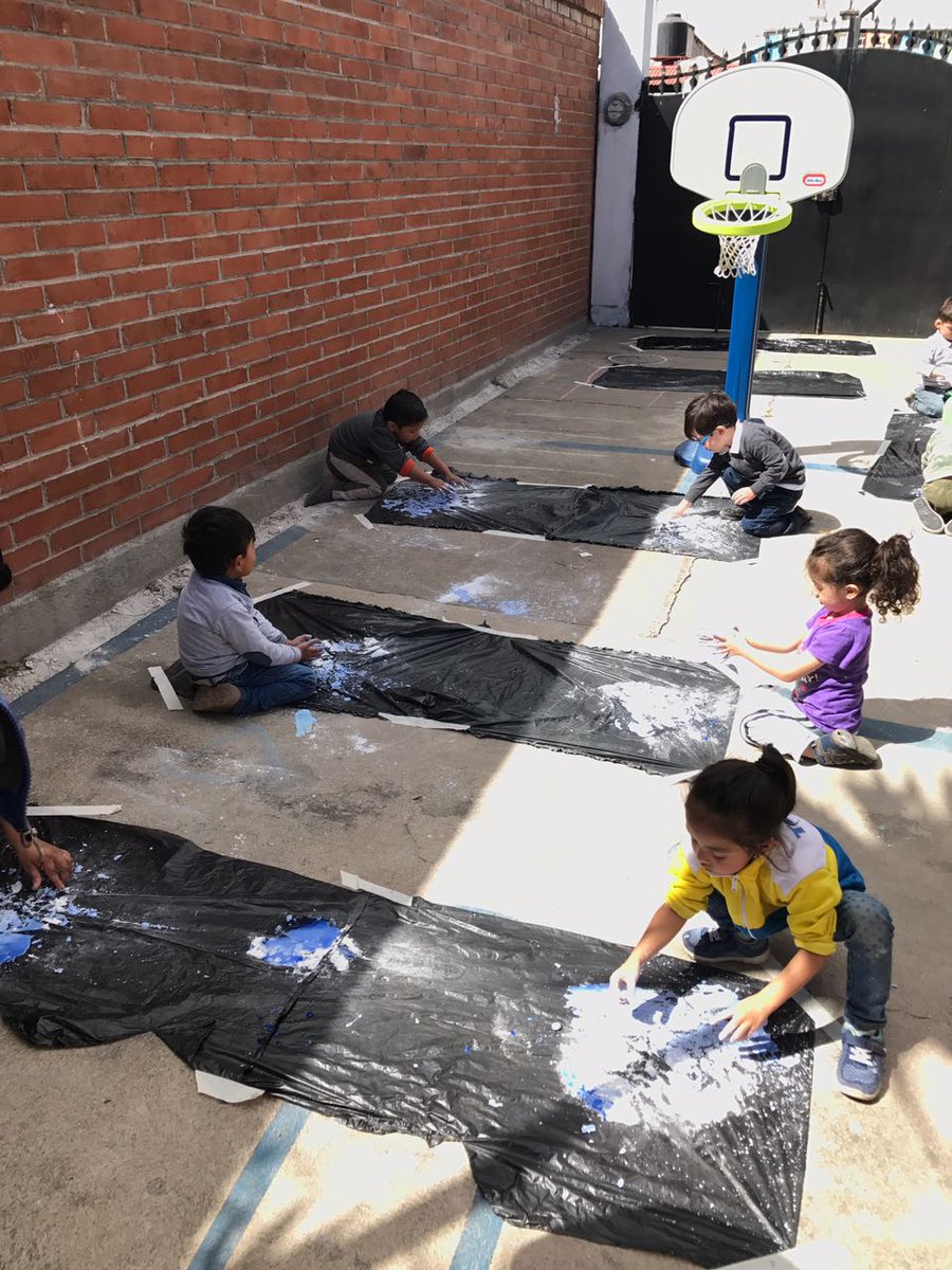 GersonLopezJr's tweet photo. #ArtTime #KidsGarden #Techito https://t.co/OXwTGqxPmb