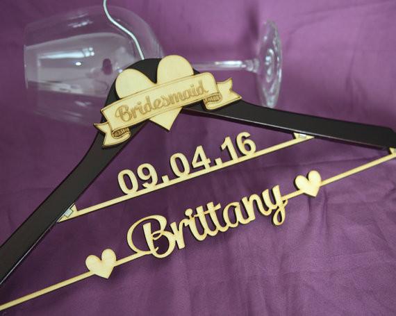 dhangers_com's tweet photo. Are you looking for the best #bridesmaid gift ideas? Let me help you say thank you to your bridesmaid or maid of honor with unique #gifts!

This personalized hanger will make the perfect #keepsake for your bridal party!
https://t.co/Dn1mEsiyfo

#weddings #bridalshower #Grammys https://t.co/VX4UWR6sMp