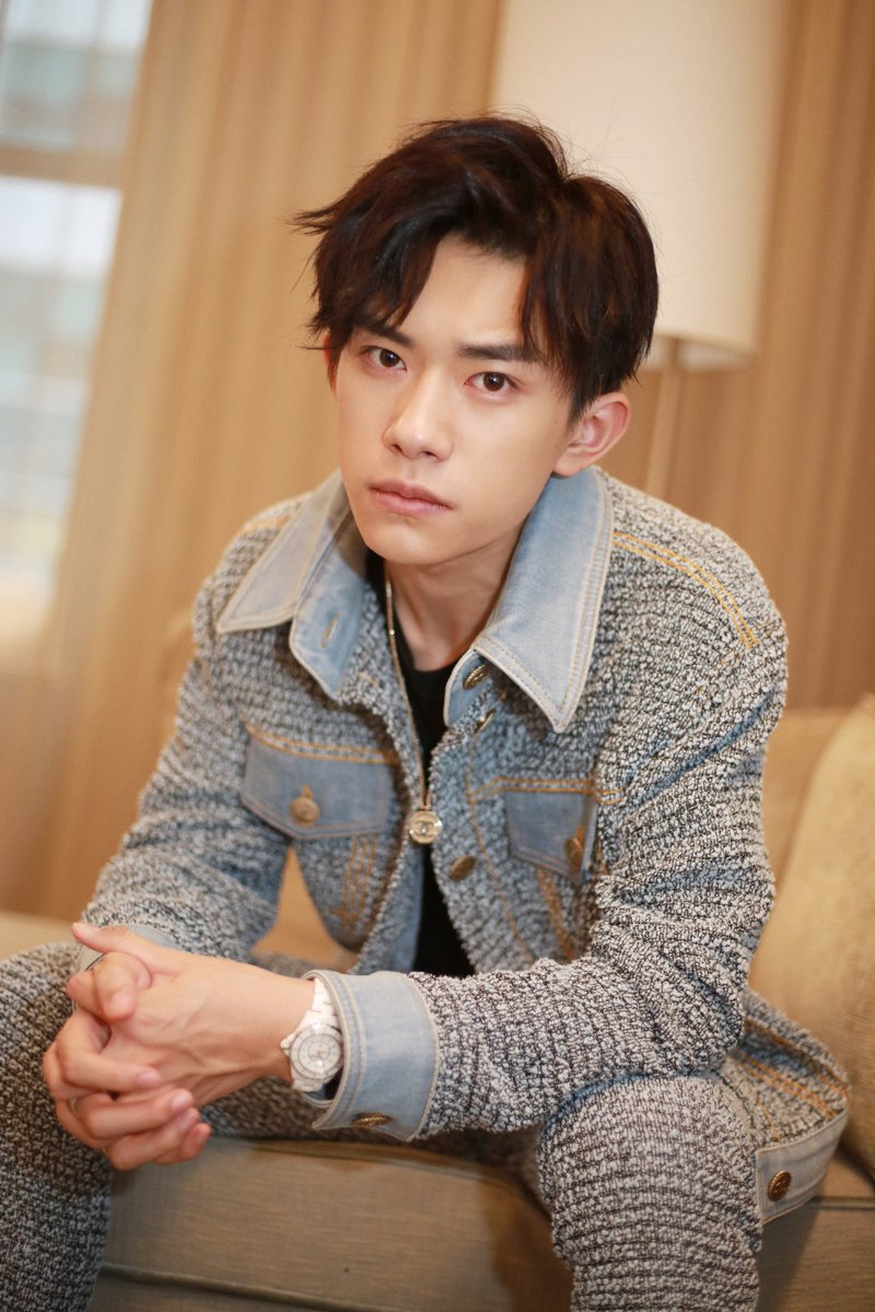 Lucija_Pan's tweet photo. #GRAMMYs
#JacksonYeeGrammys2018 Thank you so much for inviting Jackson Yee to Grammys 2018! So nice to see him in NYC. This is his first trip to the East Coast, and he is really EXCITED to be here! NYC is quite chilly, so stay warm everyone!
#JacksonYEE https://t.co/qjtvWOjJ7N