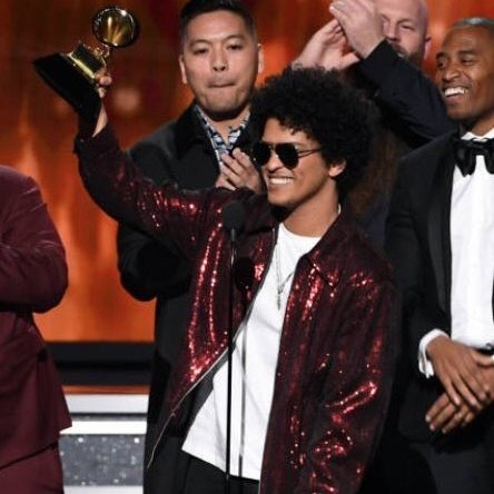 BMarsSupport's tweet photo. Bruno Mars won:

- Best R&amp;B Song
- Best R&amp;B Album
- Best R&amp;B Performance
- Record Of The Year
- Album Of The Year
- Song of the Year  

I am so proud of him he deserves this so much, congrats @BrunoMars! #Grammys https://t.co/AGMgNTcamC