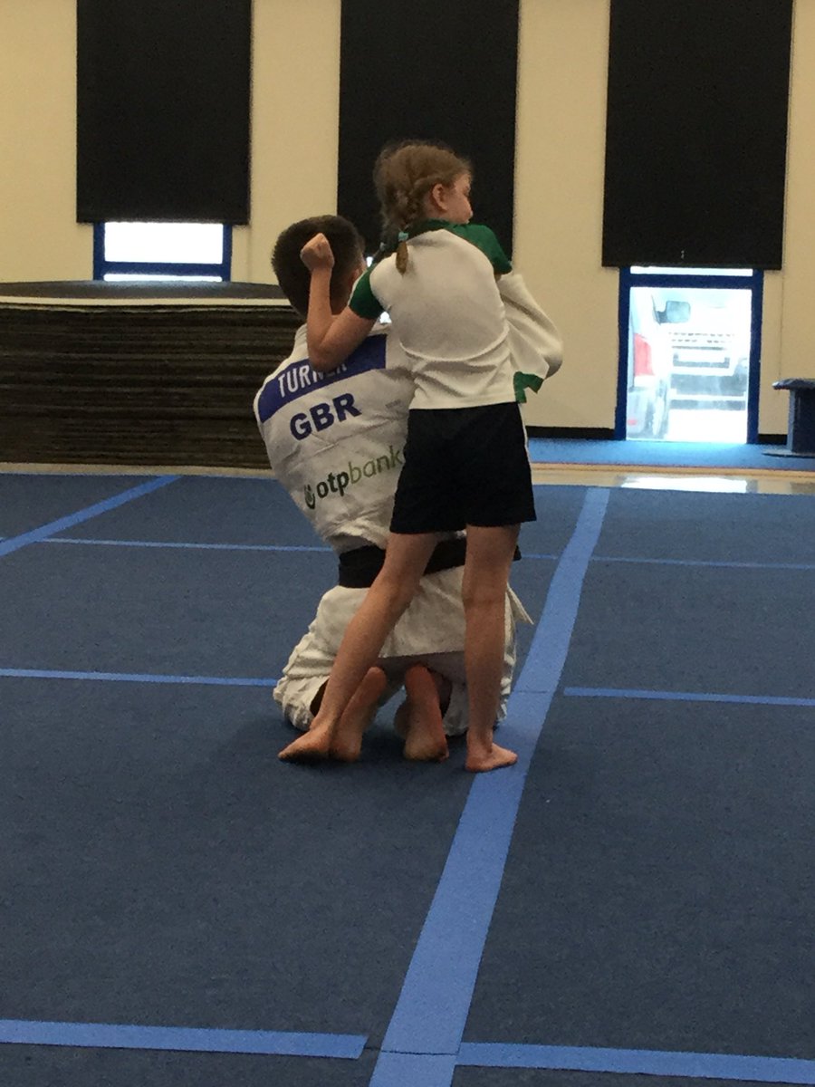 JPS_Year2's tweet photo. 2F learning some judo moves! #JPSyear2 #JPS2F #JPSsport @turner66a https://t.co/DSaTij8QHZ