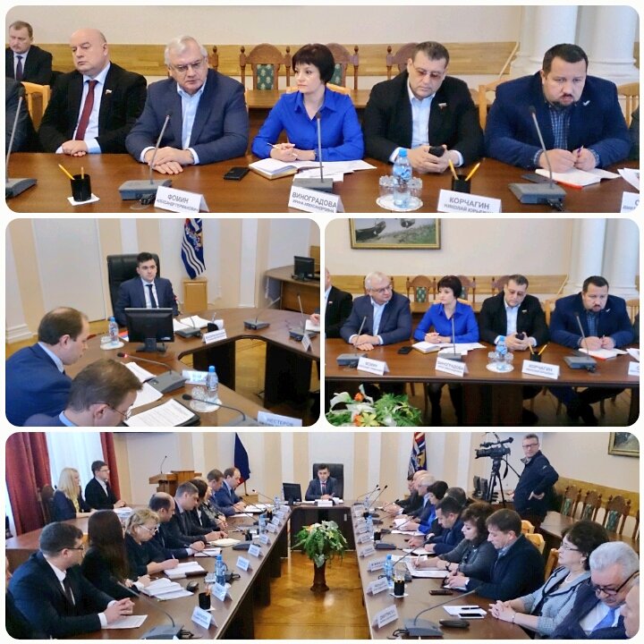 В <a href="/ivanovoobl/">Пр-во Ивановской обл</a> обсуждают реализацию в Ивановской области приоритетного проекта "Формирование комфортной городской среды".  В дискуссии участвуют депутаты <a href="/Ivoblduma/">Ивоблдума</a>