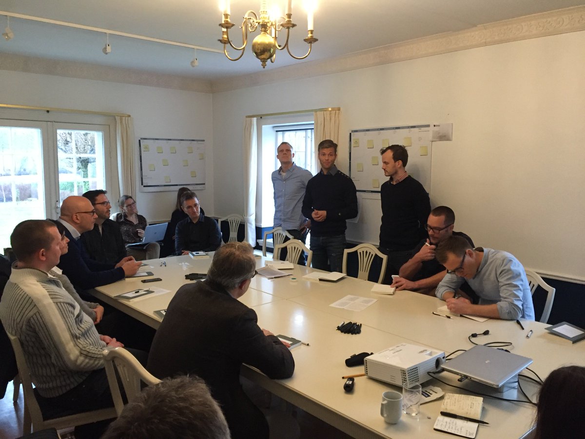 erhvervshus's tweet photo. Kickoff på #sundvækst - #sonnerupgaard er stedet: 6 #dkbiz i intensivt program på 5 måneder @Bloodwarmer @INFLUENTERDK @Hejdoktor https://t.co/mDgrw5xebC