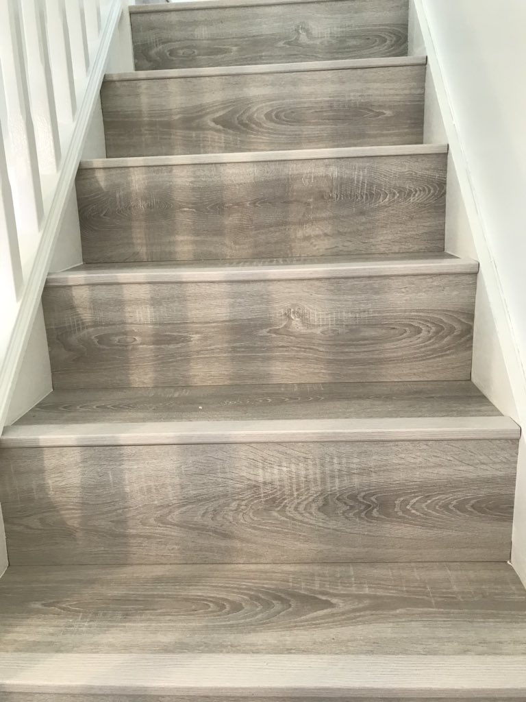 thefloorboutiq's tweet photo. @canadiafloors 11mm Mountain Grey Oak 1087 https://t.co/uTj1ygC81Z