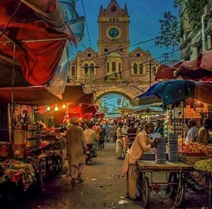 ManzoorNawaz01's tweet photo. @ZeJunejo This is not #Karachi but #MarketTower #Hyderabad pic.
#BeautifulSindh
#KarachiisSindh
#SayNotoInteriorSindh #SindhIsOne. https://t.co/IMXjmxT1ou