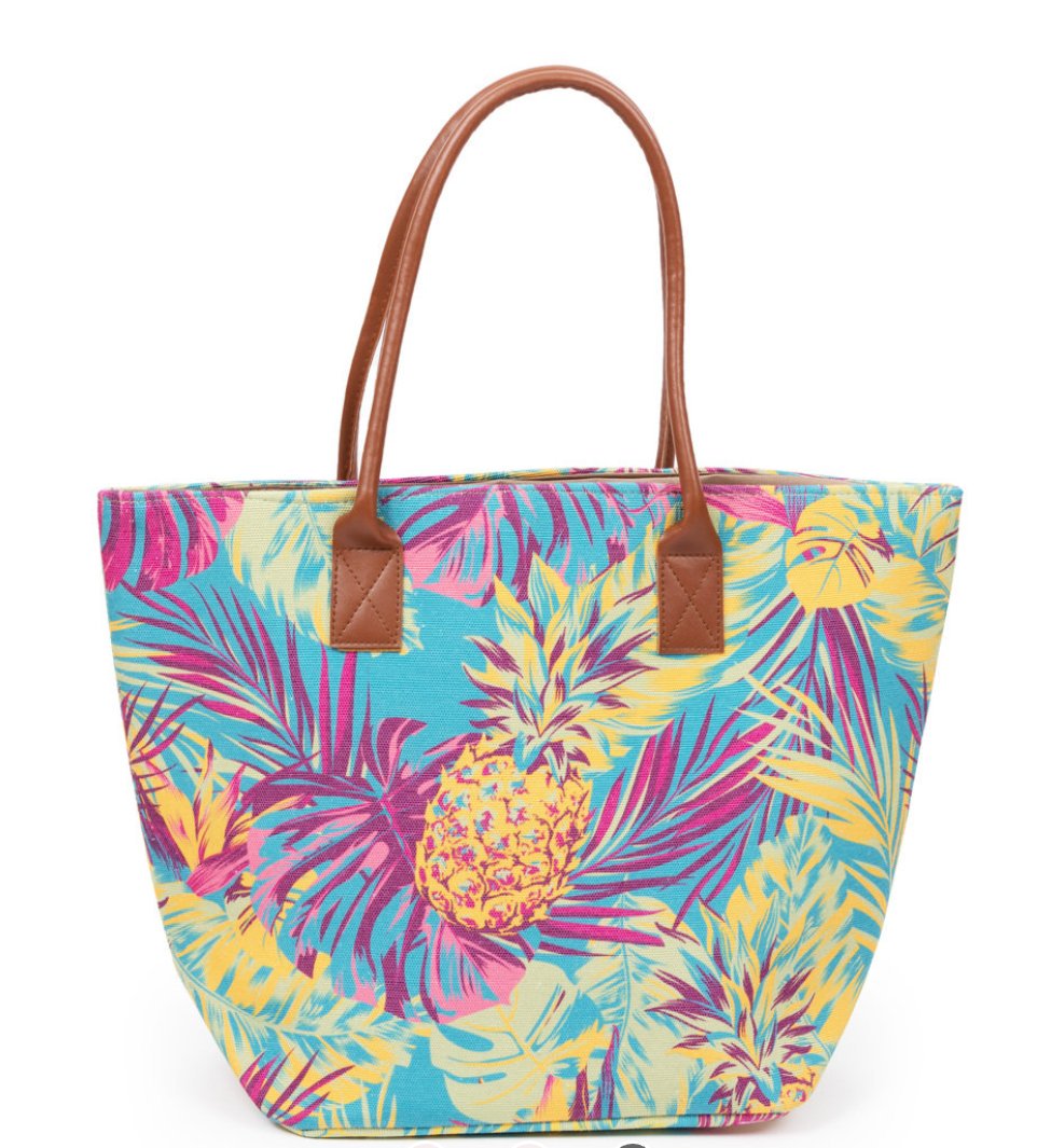 WillowBellHome's tweet photo. POWDER UK BEACH BAGS & SARONGS ARE COMING TO WILLOW BELL THIS WEEK!
TAKE A LOOK AT OUR HOLIDAY SHOP ๐ถ๐๐๐
#Pool #PoolParty #Hodiday #Middlewich #Holmeschapel #Sandbach #Northwich #Winsford #Knutsford #Hartford #Bostock #Goostrey #Peover #Wilmslow #Runcorn #Crewe #Cheshire https://t.co/UMDFRAybrf