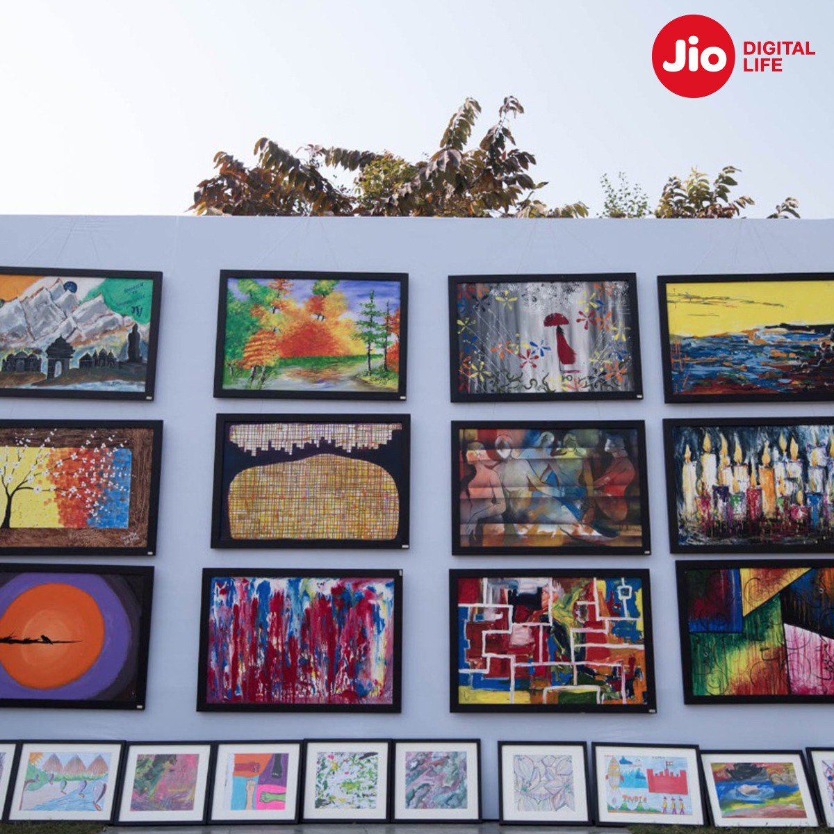 reliancejio's tweet photo. The 9th edition of Colorothon witnessed a vibrant mix of culture, art and music. Life is indeed beautiful when people of all ages and nationalities come together to spread the joy of color. #StayCurious #IamColorothon #Lucknow https://t.co/UOQJMO8pkg
