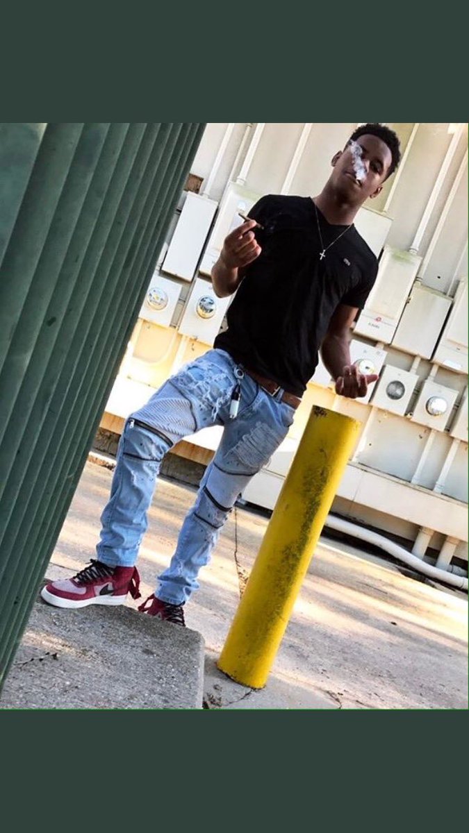 _Sickkeyyjay's tweet photo. I miss you nigga💔 #LongliveMajae❤️🙏🏾 #MajaeMode😈 https://t.co/8HRdBXzX7i