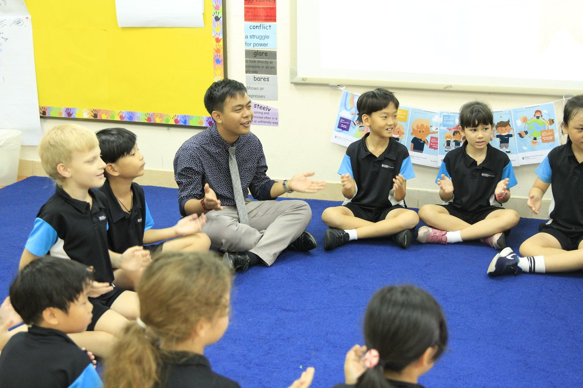 RegentsSchool's tweet image. For the next few weeks, our Year 12s who study Information Technology in a Global Society (ITGS) will be stepping in to teach some classes in Primary and Secondary. The objective of these lessons is to see the impact of technology in education. #GoRISPSecondary #GoRISPITGS