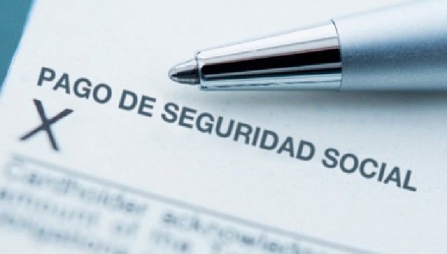 Conoce los nuevos beneficios para autónomos. La Ley de Reformas Urgentes del Trabajo Autónomo, supone una serie de ventajas fiscales desde principios de año, que hace pensar a muchos la posibilidad de convertirse en autónomo. goo.gl/w8mkVD