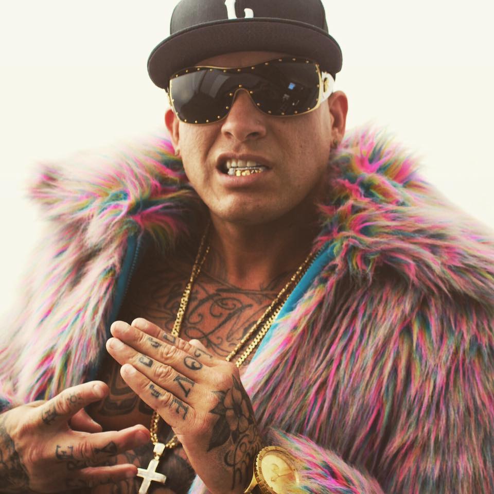 pyootp's tweet photo. It's a Stressed Street thang baby โก๏ธโก๏ธ
Ready to take on anyone in @WWE
@NativeTatanka's got my back โ๐ฝ
#Pyoot #recordingartist #hiphop #Rapper #native #savage #Cree #actor #fitness #model #StressedStreet #grewuponprowrestling #fitlife #gymlife #WorldTraveler #Canada #wwe https://t.co/056XNoVRwl