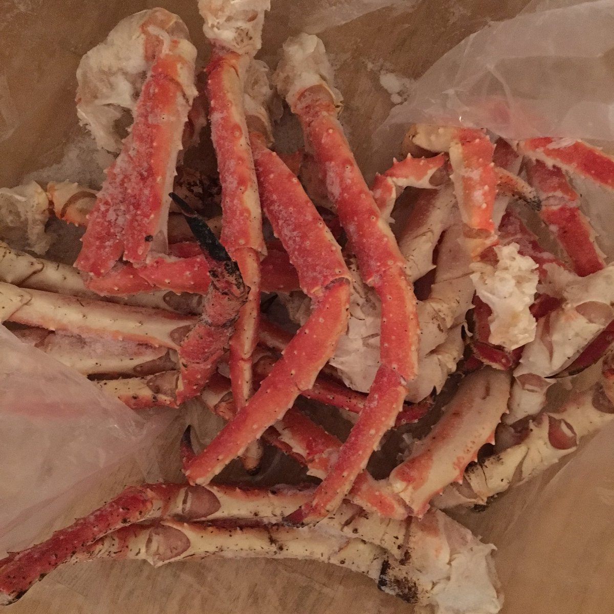 Nomadic_Inday's tweet photo. Allowing #tourists to #fish for #kingcrabs has been an important source of revenue for the #tourismindustry in #Finnmark. Now the #DepartmentofFisheries will double the quota of king crabs that the tourists may catch. What do you think about this? #Norway #Alta #Nomadic_inday https://t.co/k0PxvXjUcY