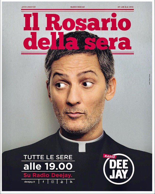 AdoFRANZO's tweet photo. my Fiorello Photo © Adolfo Franzò "Il Rosario della sera" on Radio DeeJay
#Fiorello #ilrosariodellasera #radiodeejay #adolfofranzò #photo https://t.co/cNy3BtKZ5x