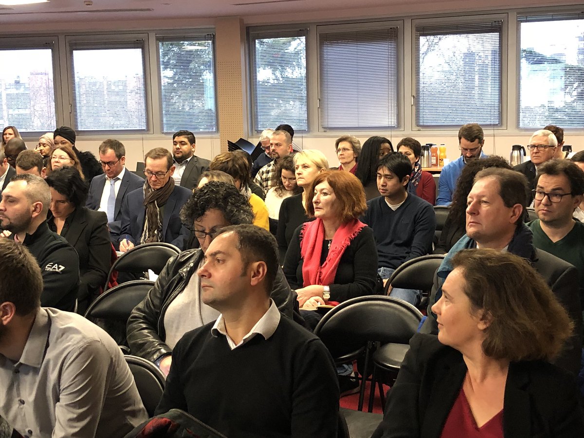 philippecran's tweet photo. Présentation ce matin des aides de @iledefrance pour le financement des entreprises à la @CCI_95 avec @b_chkroun et @PKuchly57 https://t.co/G2PH4ttG9Z